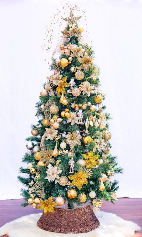 Reclaimed wood artificial tree, natural finish, wooden stand, eco‑conscious living room décor